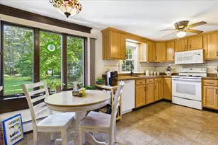 1876 Phinneys Ln, Barnstable, MA 02630 - Photo 7