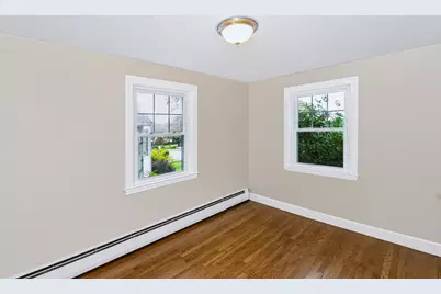 35 Fountain St, Milford, MA 01757 - Photo 19