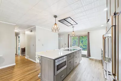 11 Irene St, New Bedford, MA 02745 - Photo 9