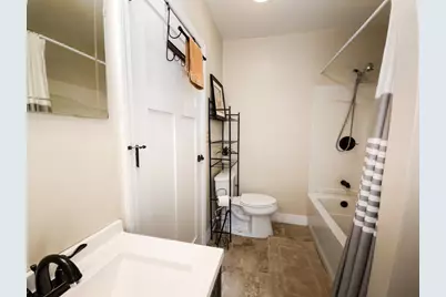 38 Northampton Ave, Springfield, MA 01109 - Photo 37
