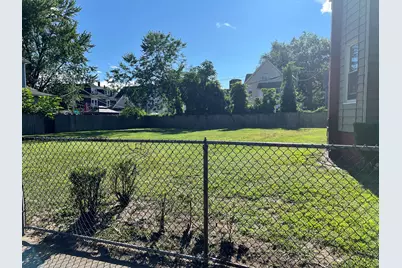 38 Northampton Ave, Springfield, MA 01109 - Photo 5