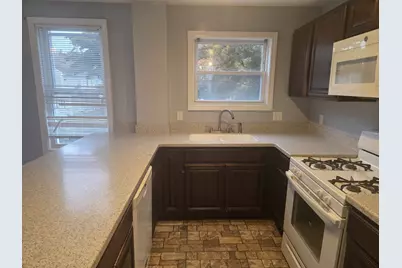 953 Globe Street, Fall River, MA 02724 - Photo 5