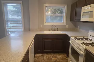 953 Globe St, Fall River, MA 02724 - Photo 5