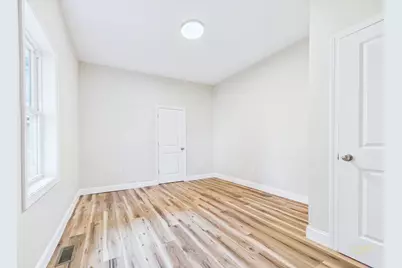 386-388 Locust St, Fall River, MA 02720 - Photo 9