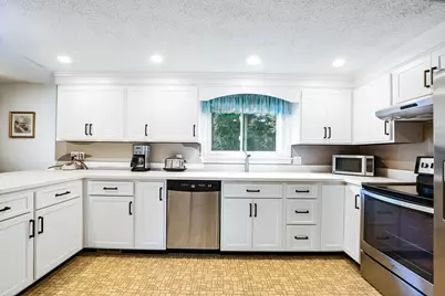 34 Bob White Ln, Falmouth, MA 02540 - Photo 15