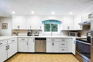 34 Bob-White Ln, Falmouth, MA 02540 - Photo 15