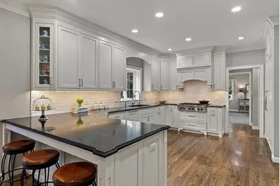 12 Daniel Shays Rd, Hopkinton, MA 01748 - Photo 9