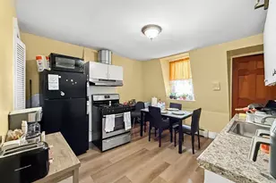 128 Lexington St, Boston, MA 02128 - Photo 11