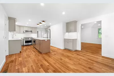 129 Driftwood Ln, Yarmouth, MA 02664 - Photo 9