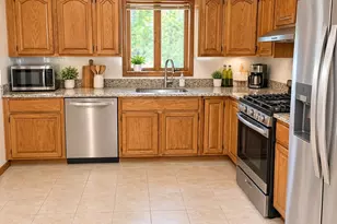 96 Hudson St, Somerville, MA 02144 - Photo 3