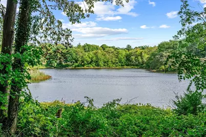 24 Grove St, Sandwich, MA 02563 - Photo 3