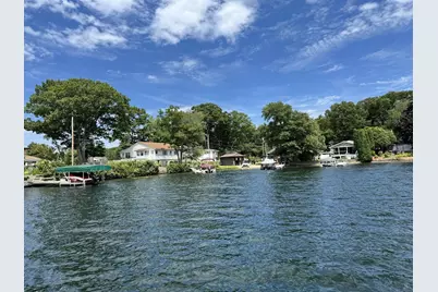 60 Wakefield Ave Webster Lake, Webster, MA 01570 - Photo 13