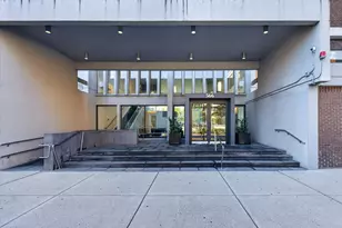 566 Commonwealth Ave, Boston, MA 02215 - Photo 29