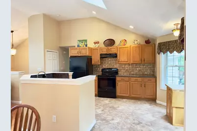 75 Moreland Green Dr, Worcester, MA 01609 - Photo 15