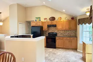 75 Moreland Green Dr, Worcester, MA 01609 - Photo 15