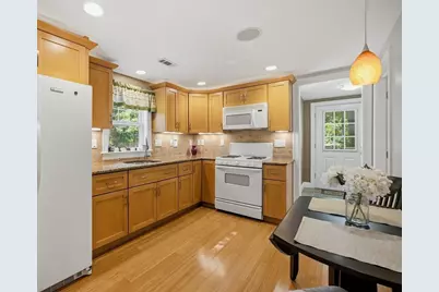 16 Fourth Ave., Lakeville, MA 02347 - Photo 9