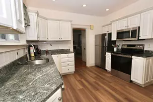 37 Proctor St, Worcester, MA 01606 - Photo 7
