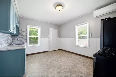 1712-1714 N Main St #1714, Palmer, MA 01069 - Photo 11