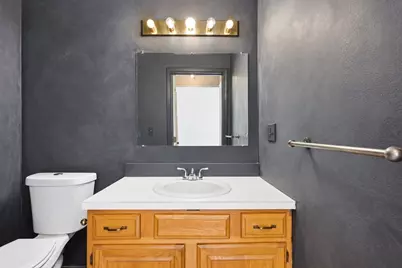 210 Centre St #14, Quincy, MA 02169 - Photo 11