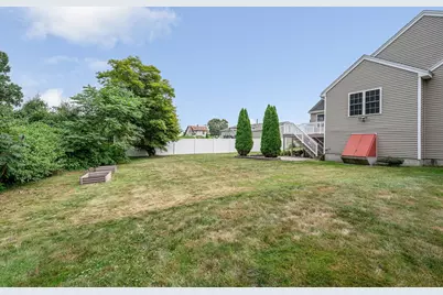 15 Whitney St #15, Haverhill, MA 01832 - Photo 7