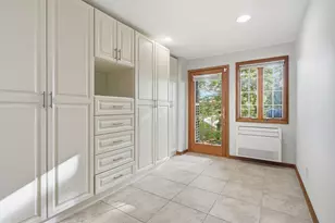 184 Rawson Rd, Brookline, MA 02445 - Photo 19