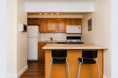 10 Commonwealth Ct #2, Boston, MA 02135 - Photo 5