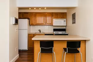 10 Commonwealth Ct, Boston, MA 02135 - Photo 5