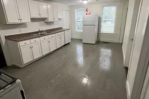 11 Lilley St, Lowell, MA 01850 - Photo 3