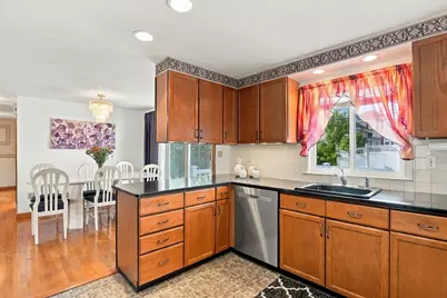 66 Observatory Avenue, Haverhill, MA 01832 - Photo 9