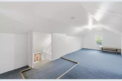 1774 Carew St, Springfield, MA 01104 - Photo 23