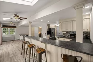 155 Commonwealth Ave, Attleboro, MA 02703 - Photo 9
