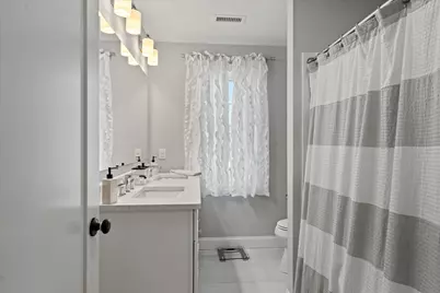 66 Castine St, Worcester, MA 01606 - Photo 23