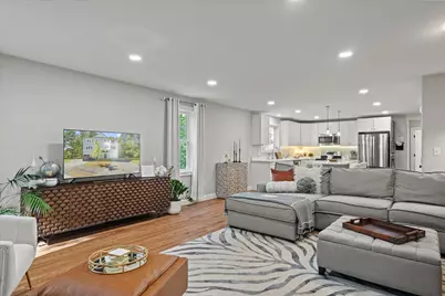 66 Castine St, Worcester, MA 01606 - Photo 7