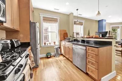 292 Western Ave #1, Cambridge, MA 02139 - Photo 7