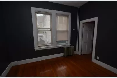 33 Parrott St, Lynn, MA 01902 - Photo 9
