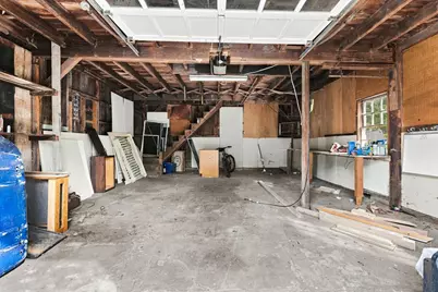 10 Salem St, Methuen, MA 01844 - Photo 33