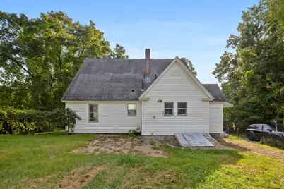 10 Salem St, Methuen, MA 01844 - Photo 7