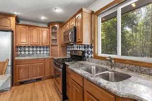 6 Mapleton St, Acushnet, MA 02743 - Photo 11