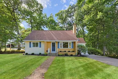 21 Burt St, Attleboro, MA 02703 - Photo 1