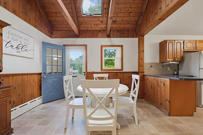 21 Burt St, Attleboro, MA 02703 - Photo 9