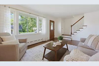 21 Burt St, Attleboro, MA 02703 - Photo 3