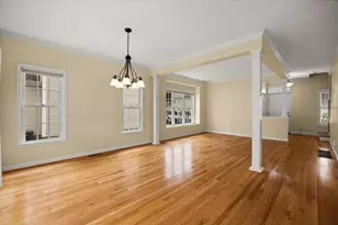 2 Sunflower Dr, Raynham, MA 02767 - Photo 9