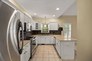 2 Sunflower Dr, Raynham, MA 02767 - Photo 15