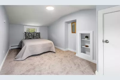 78 Pleasant St, Grafton, MA 01519 - Photo 21