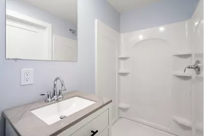 78 Pleasant St, Grafton, MA 01519 - Photo 17