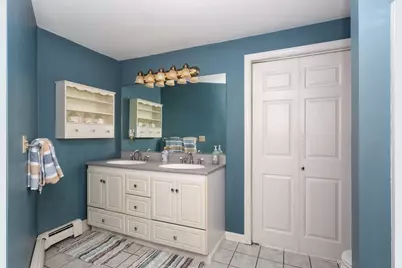 1322 Pond St, Franklin, MA 02038 - Photo 25