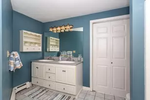 1322 Pond St, Franklin, MA 02038 - Photo 25