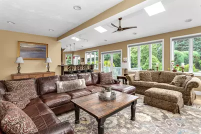 1322 Pond St, Franklin, MA 02038 - Photo 13