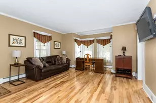 1322 Pond St, Franklin, MA 02038 - Photo 7