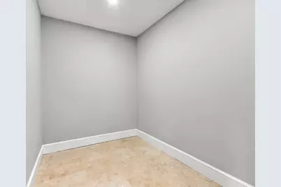 111 Farland Cir, New Bedford, MA 02745 - Photo 21